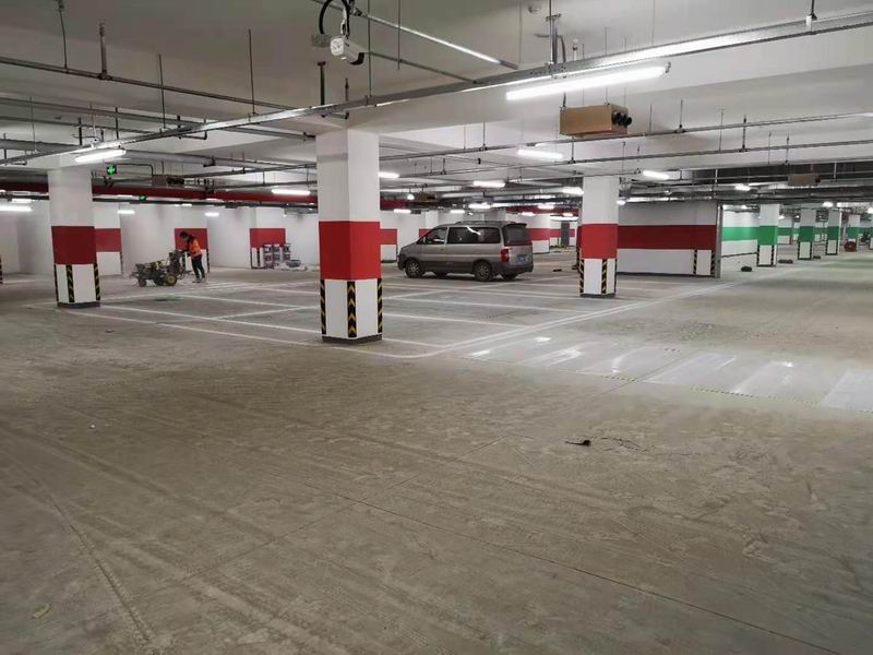 地下車庫劃線 